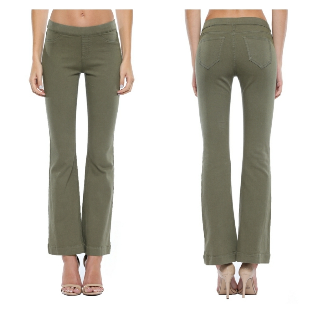 NWT Ms. Cello Military Wash Flared Jeggings Size M 29.5